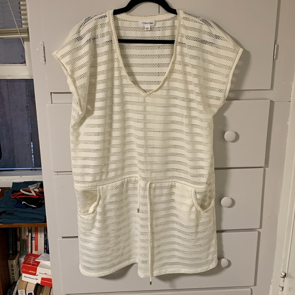 Calvin Klein - beach over up women’s size L/XL